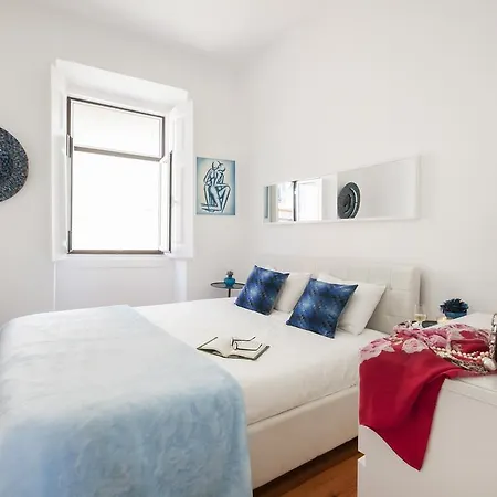Lovelystay - Imaginary Mouraria Apartament Lizbona
